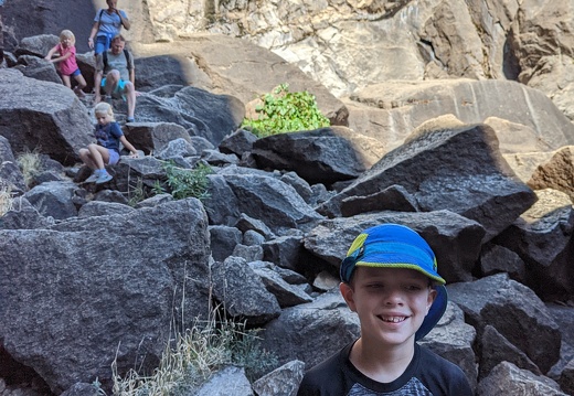 PXL 20221004 201401159