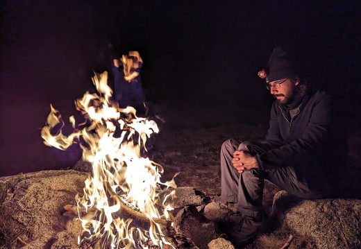 PXL 20231104 025305163 