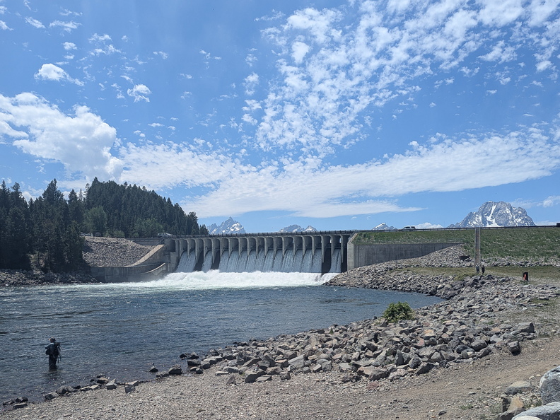 PXL 20250619 194401752