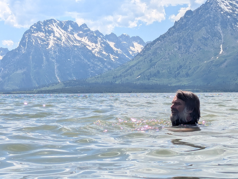 PXL 20250619 212451061